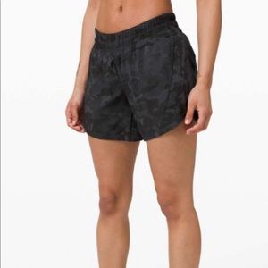 Lululemon track that short 5”